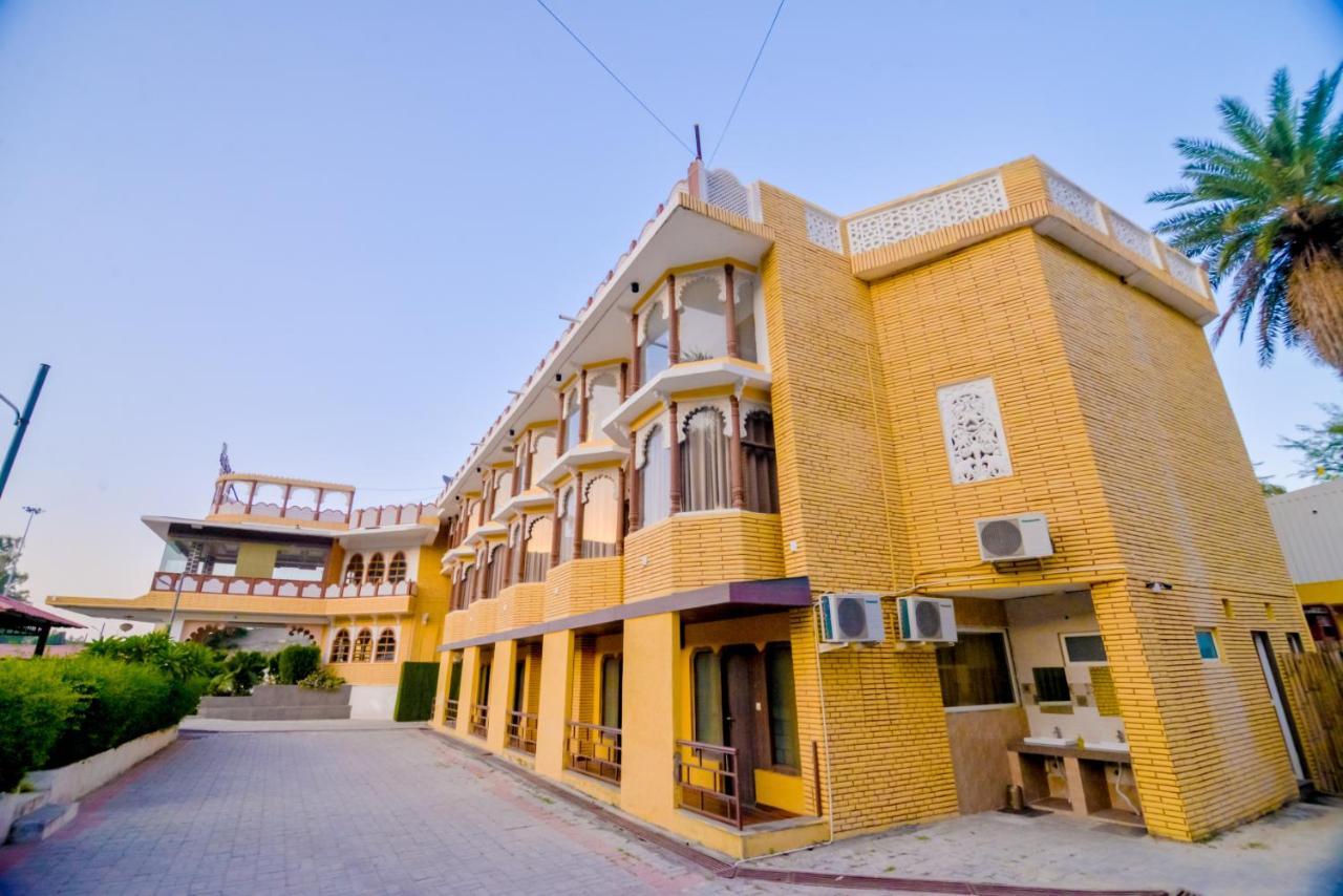 Gold Nest Rubystone Heritage Udaipur Bagian luar foto