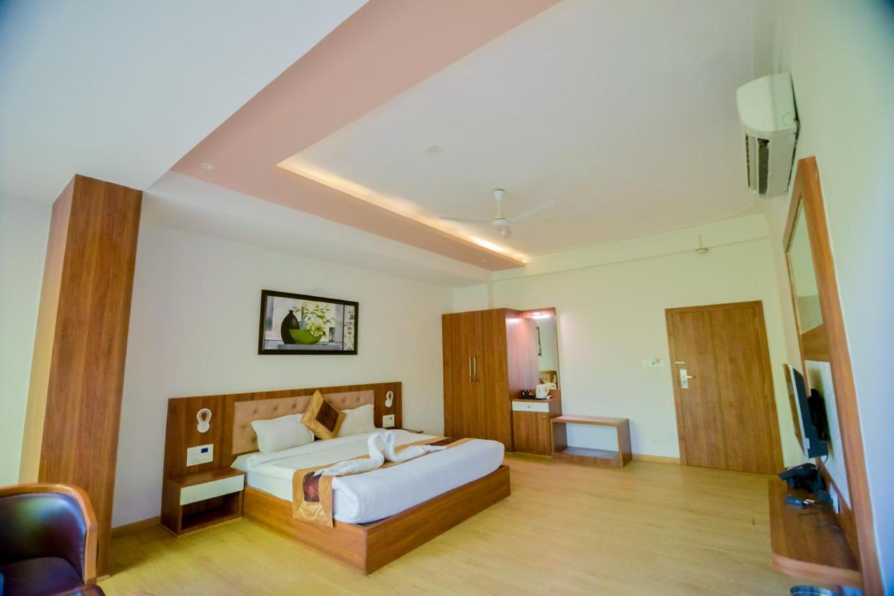 Gold Nest Rubystone Heritage Udaipur Bagian luar foto